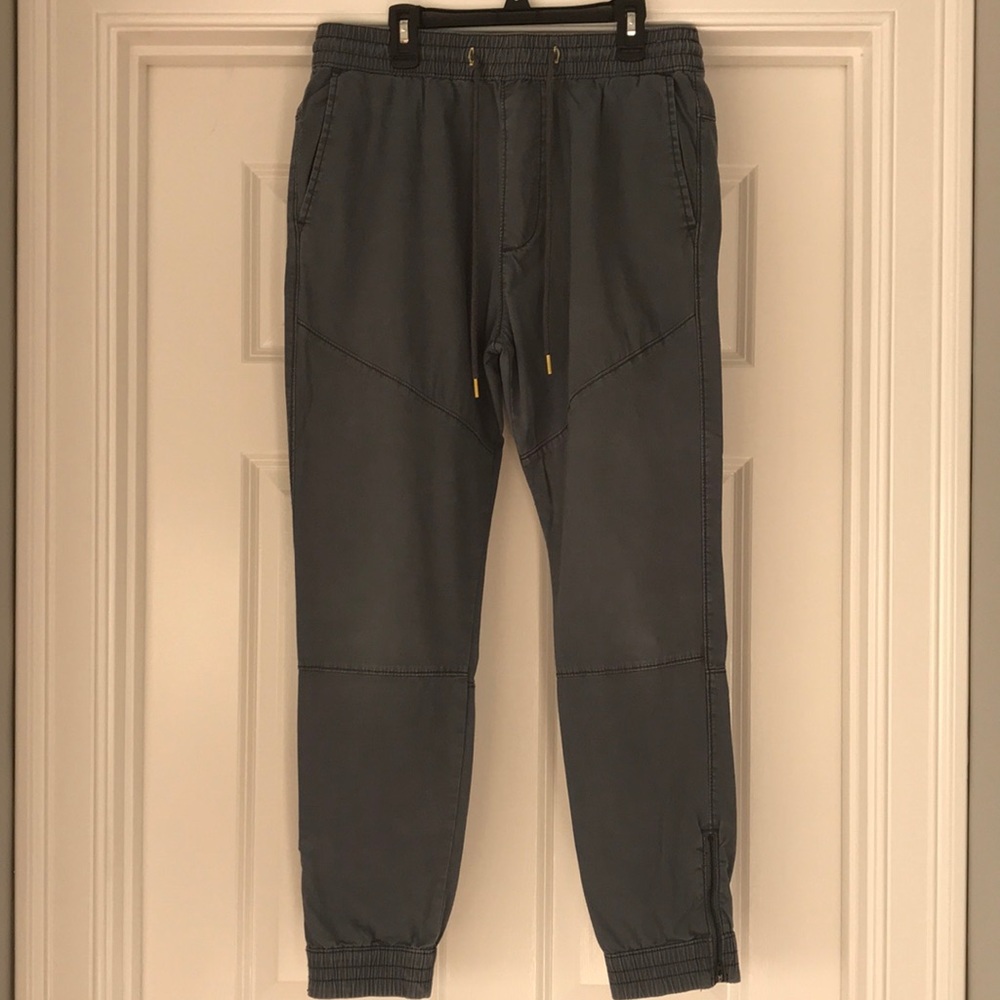 Hollister jogger pants